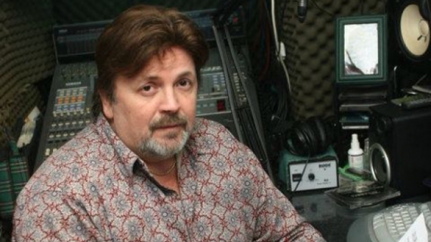 Sursa foto: Romaniatv.net/ Adrian Daminescu suferă pentru prietenul său, Gabriel Cotabiță