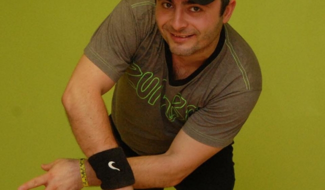 Sursa foto: Facebook  Instructorul de salsa și de Zumba Fitness, Marian Cristea, va anima petrecerile de la Aurora
