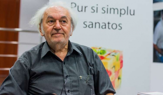 Sursa foto: Plus Communication  Dr. Pavel Chirilă, medic primar de medicină internă cu supraspecializare în fitoterapie și homeopatie, doctor în științe medicale și profesor de Bioetică