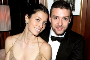 Justin Timberlake şi Jessica Biel au angajat ca bone doi bărbați gay