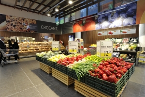 De mâine intră în vigoare TVA de 9% la alimente