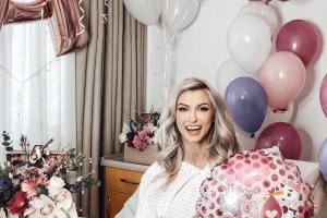 ANDREEA BĂLAN RĂMÂNE ÎN CONTINUARE LA TERAPIE INTENSIVĂ