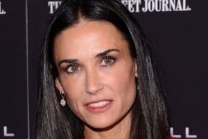 Actriţa Demi Moore a fost jefuită!
