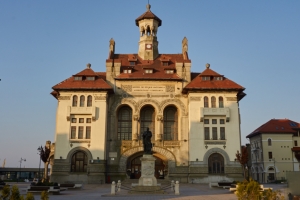 Muzeele constănțene își așteaptă vizitatorii nocturni